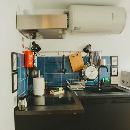 アパート Jasmim セトゥーバル